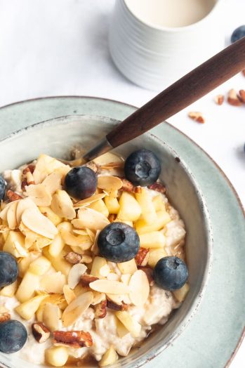 Appeltaart overnight oats-vierkant