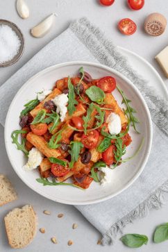 Aubergine pasta