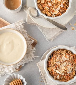 Carrot cake baked oats