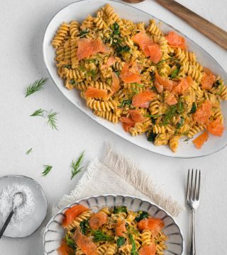 Fusilli met prei en gerookte zalm