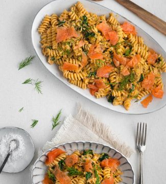 Fusilli met prei en gerookte zalm