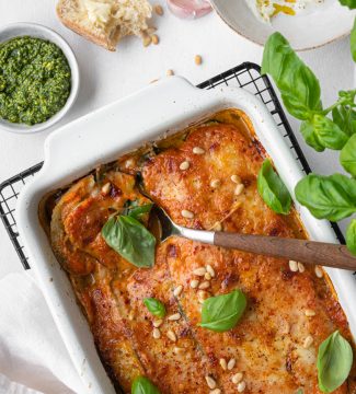 Groentelasagne met aubergine, courgette, venkel en tomaat