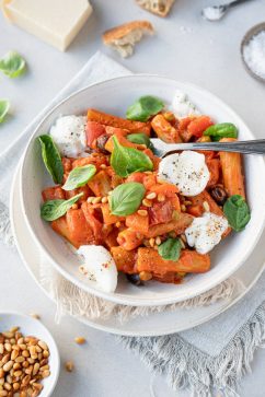 One Pot Rigatoni