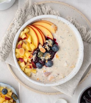 Perzik overnight oats