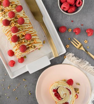 Rolcake met mascarpone en framboos