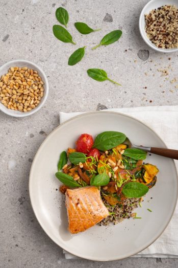 Zalm - romige pesto groentjes - quinoa